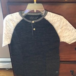 American Eagle men’s T-shirt